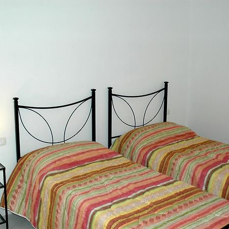 Holiday Homes Stella Marina San Teodoro  Quarto foto