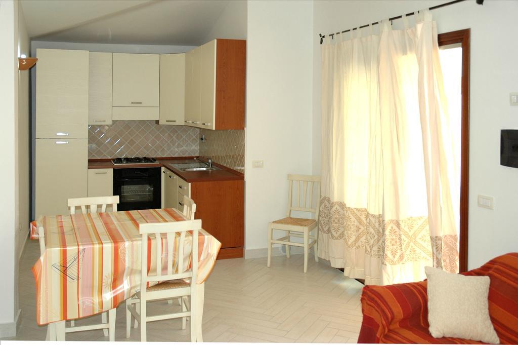 Holiday Homes Stella Marina San Teodoro  Quarto foto