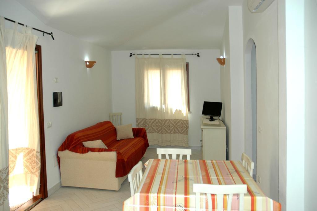 Holiday Homes Stella Marina San Teodoro  Quarto foto